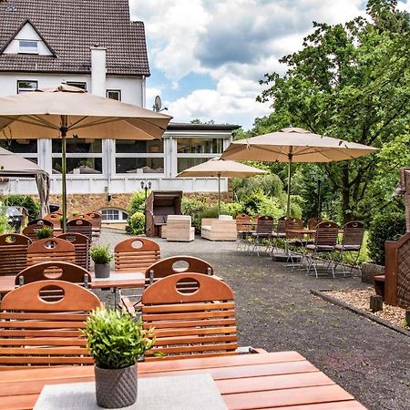 Bielefelder Berghotel Zum Stillen Frieden Buitenkant foto
