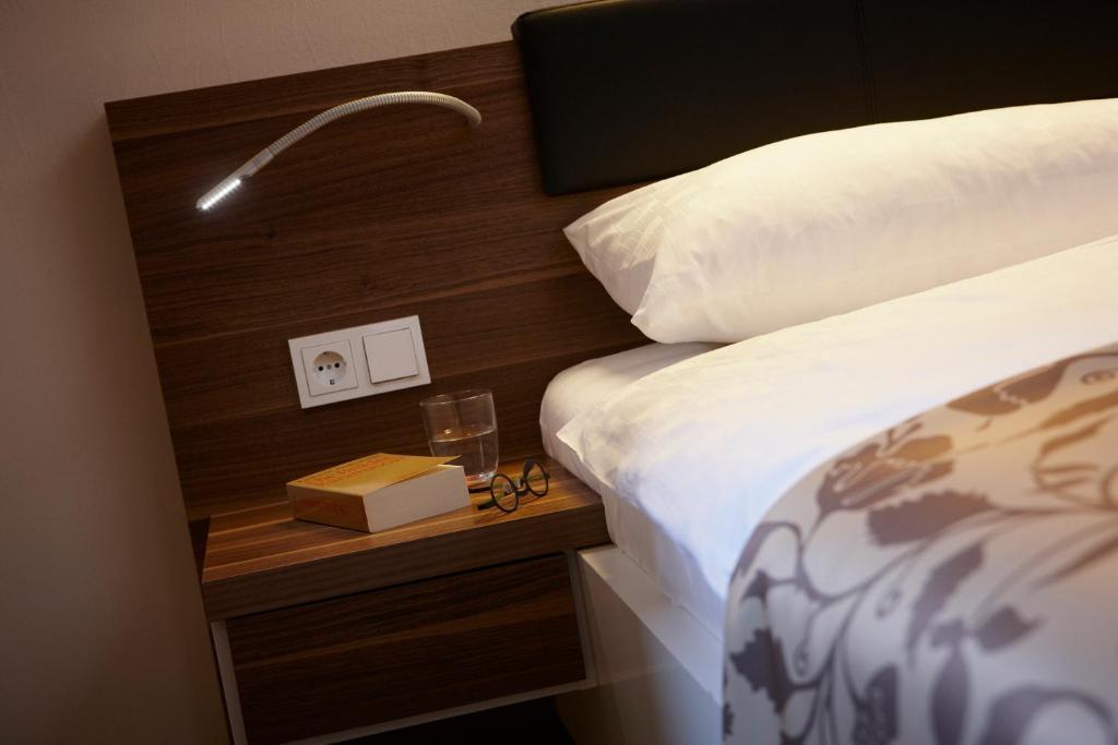 Bielefelder Berghotel Zum Stillen Frieden Kamer foto