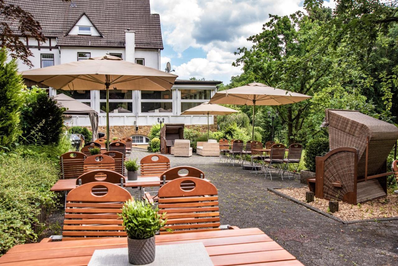 Bielefelder Berghotel Zum Stillen Frieden Buitenkant foto